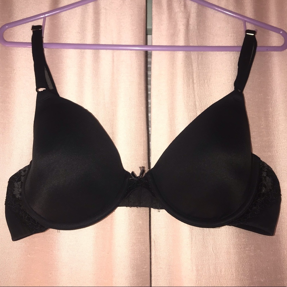 BEAUTIFUL MAIDENFORM BRA🌟🐚